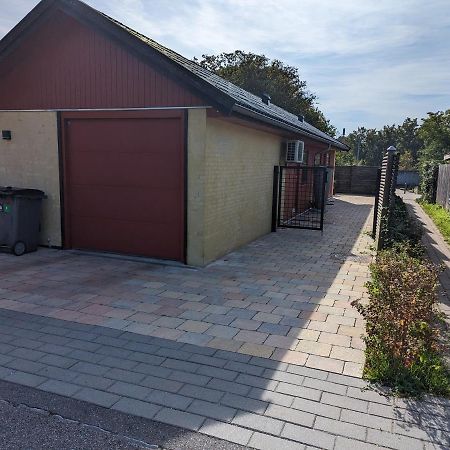 Compact Apartment Hvidager Albertslund Esterno foto